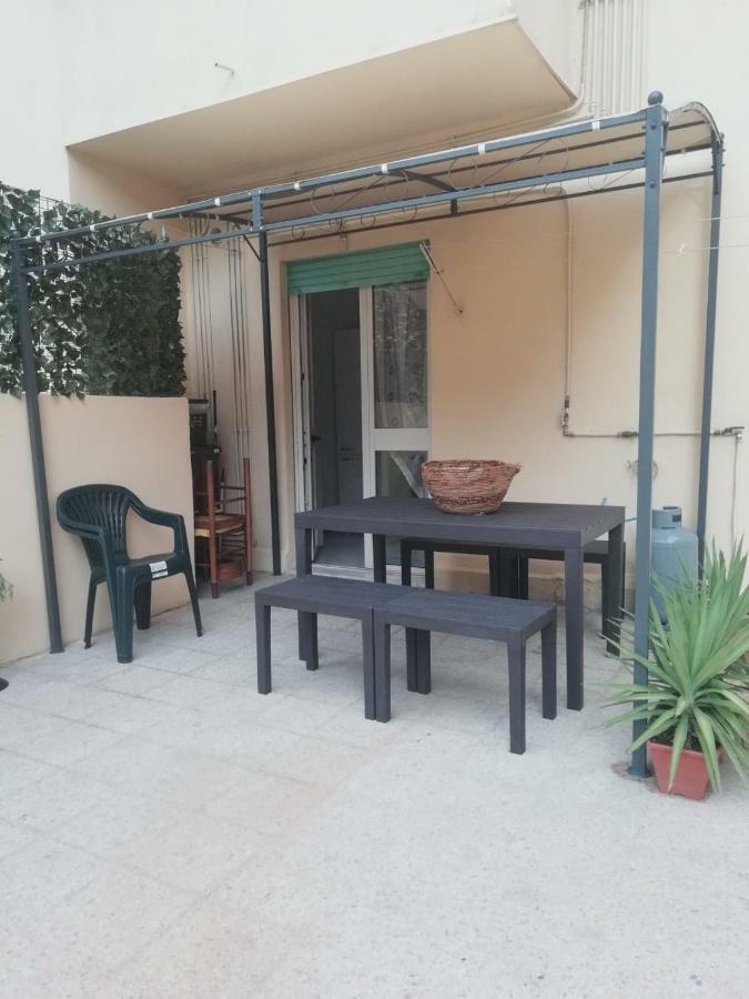 La Terrazza Apartment Кальяри Экстерьер фото