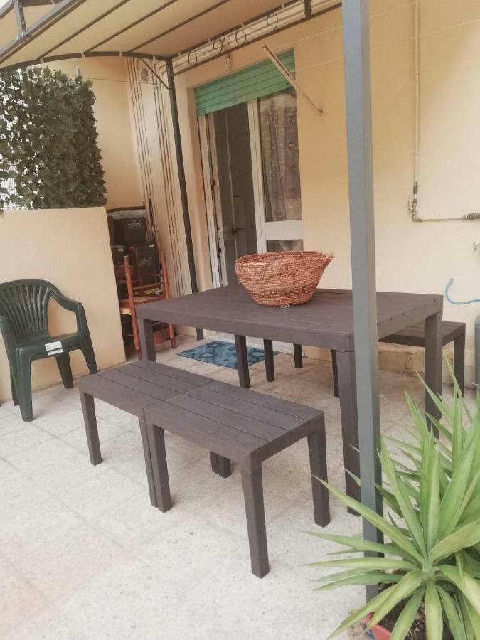 La Terrazza Apartment Кальяри Экстерьер фото